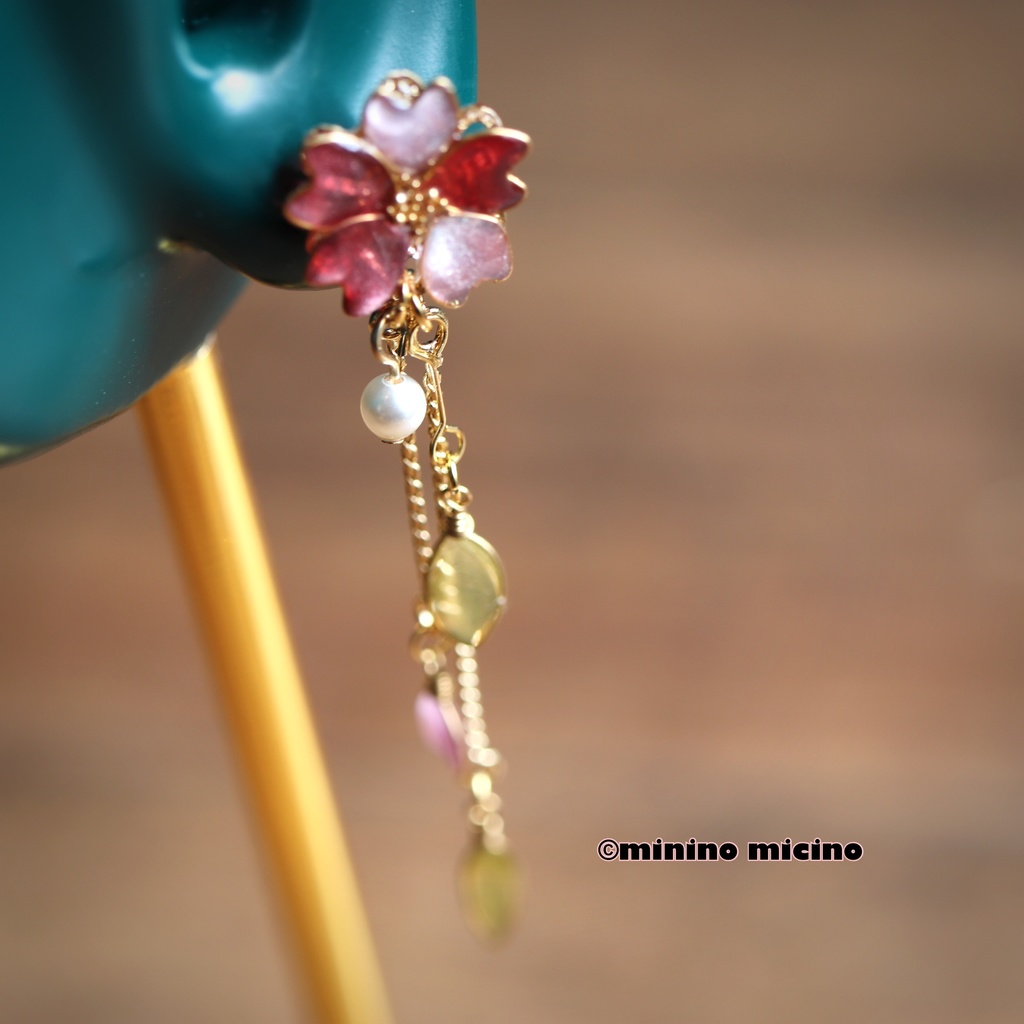 桜モチーフワイヤー イヤリング&ピアス