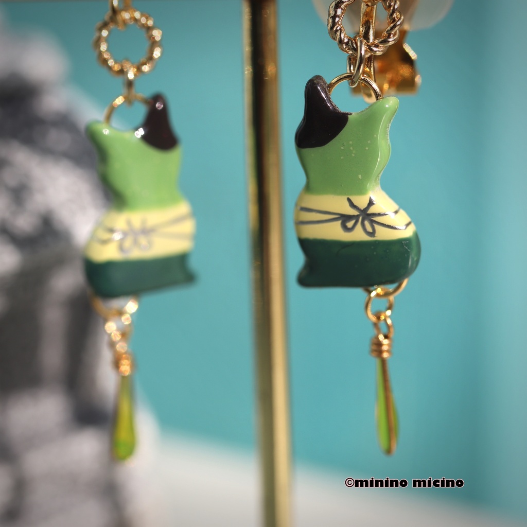 和風マイクロアートキャット イヤリング&ピアス❀石