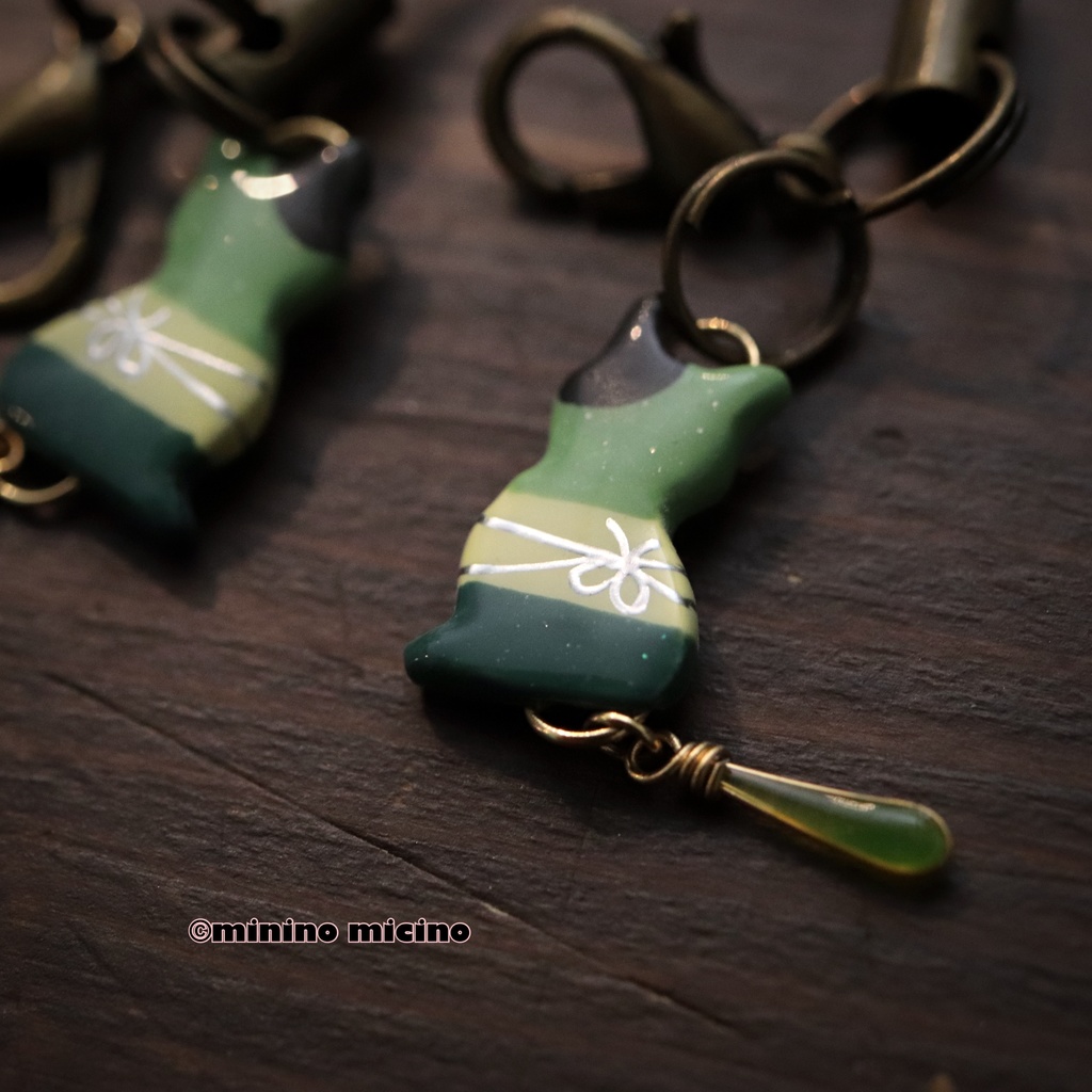 和風マイクロアートキャットストラップ❀石