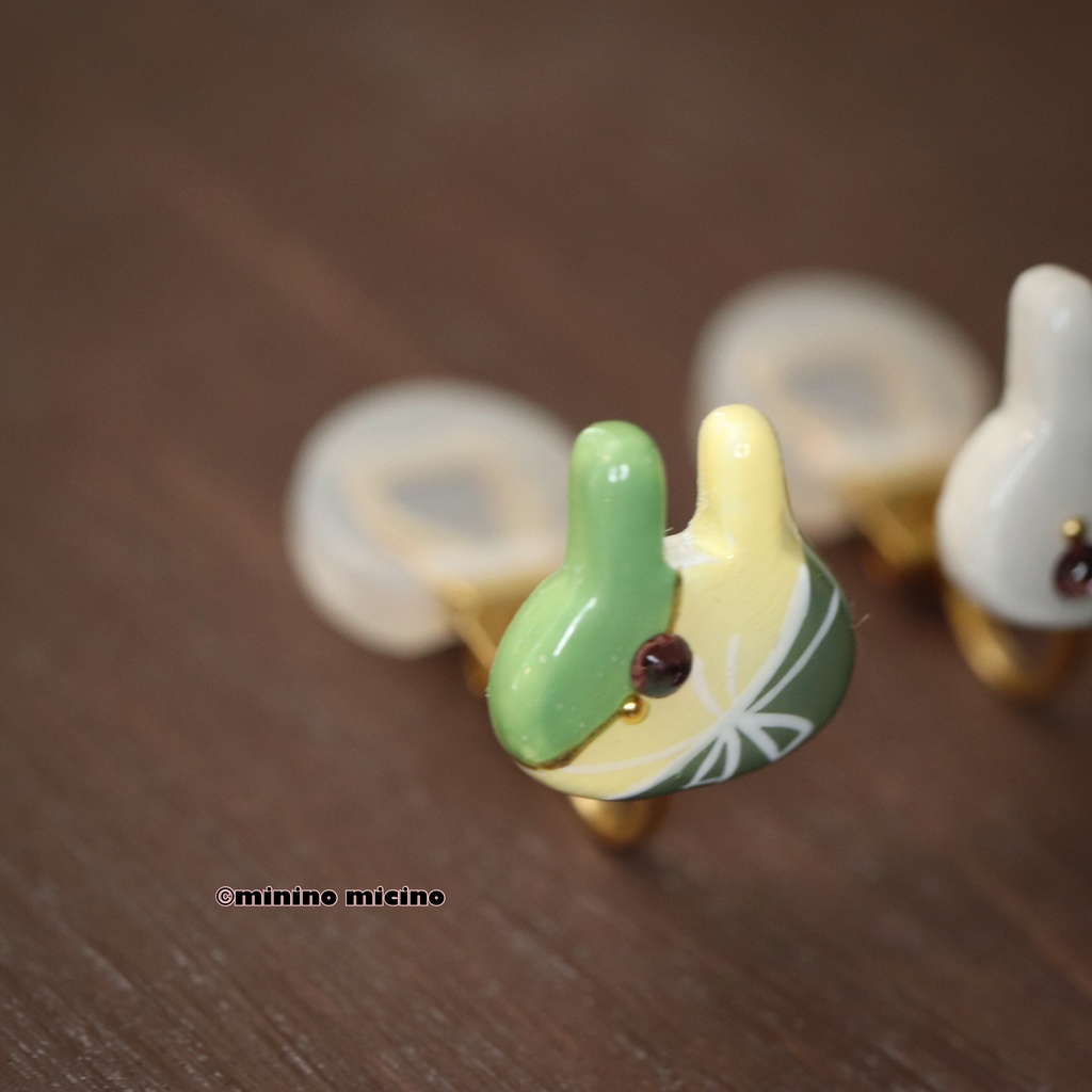 和風アートラビットイヤリング❀石