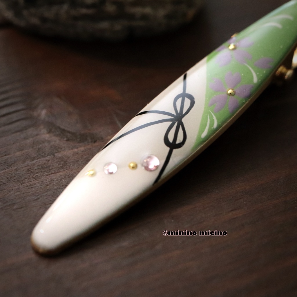 和風アートオーバルクリップ❀石