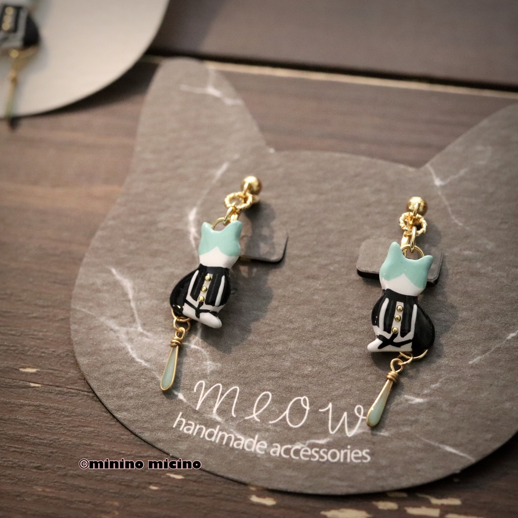 和風マイクロアートキャット ピアス＆イヤリング❀膝