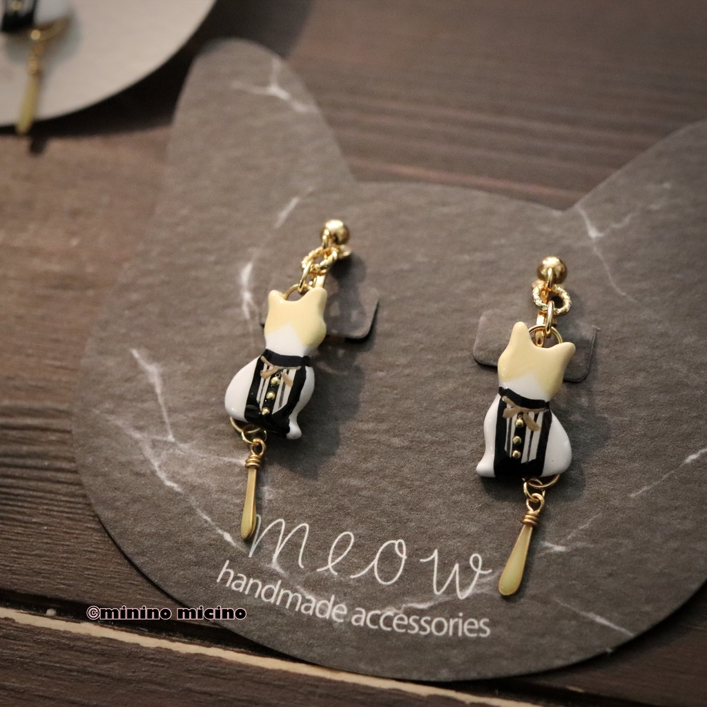 和風マイクロアートキャット ピアス&イヤリング❀髭