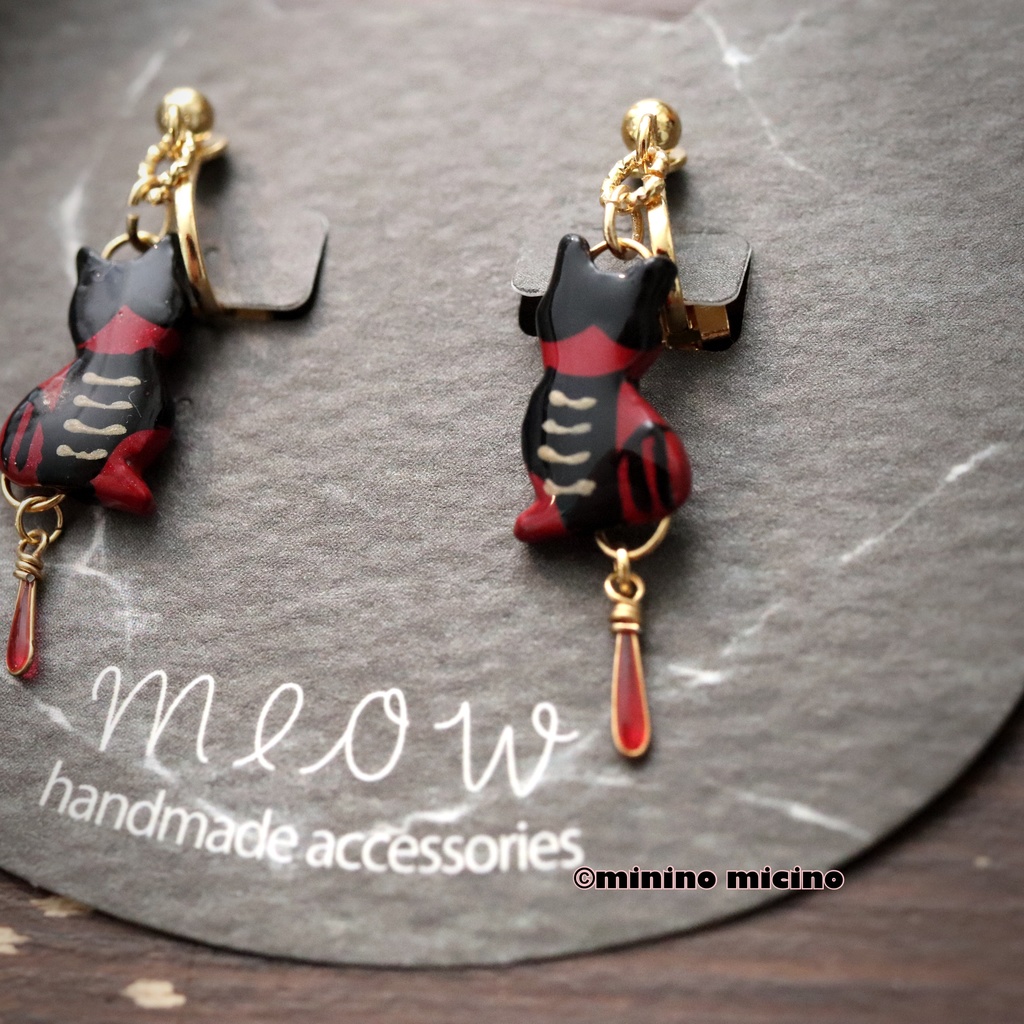 和風マイクロアートキャットイヤリング&ピアス❀清