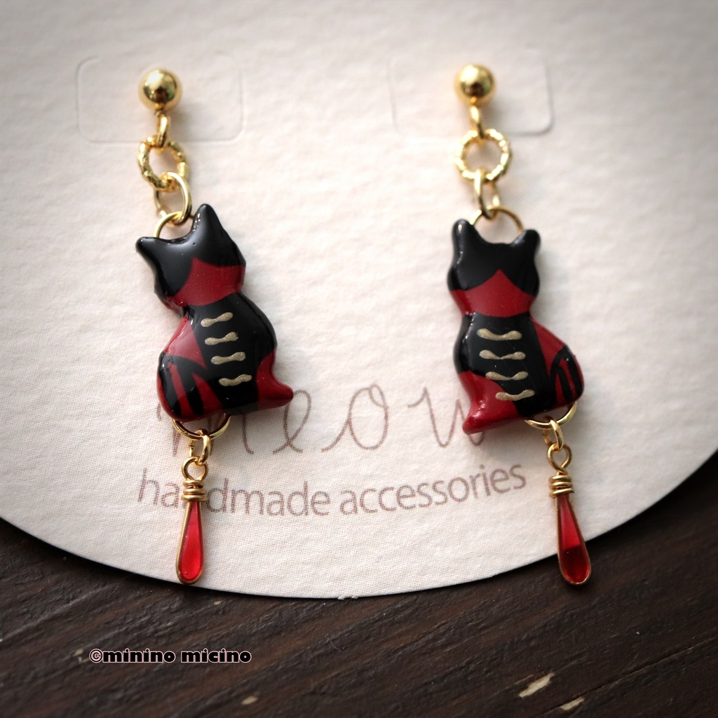 和風マイクロアートキャットイヤリング&ピアス❀清