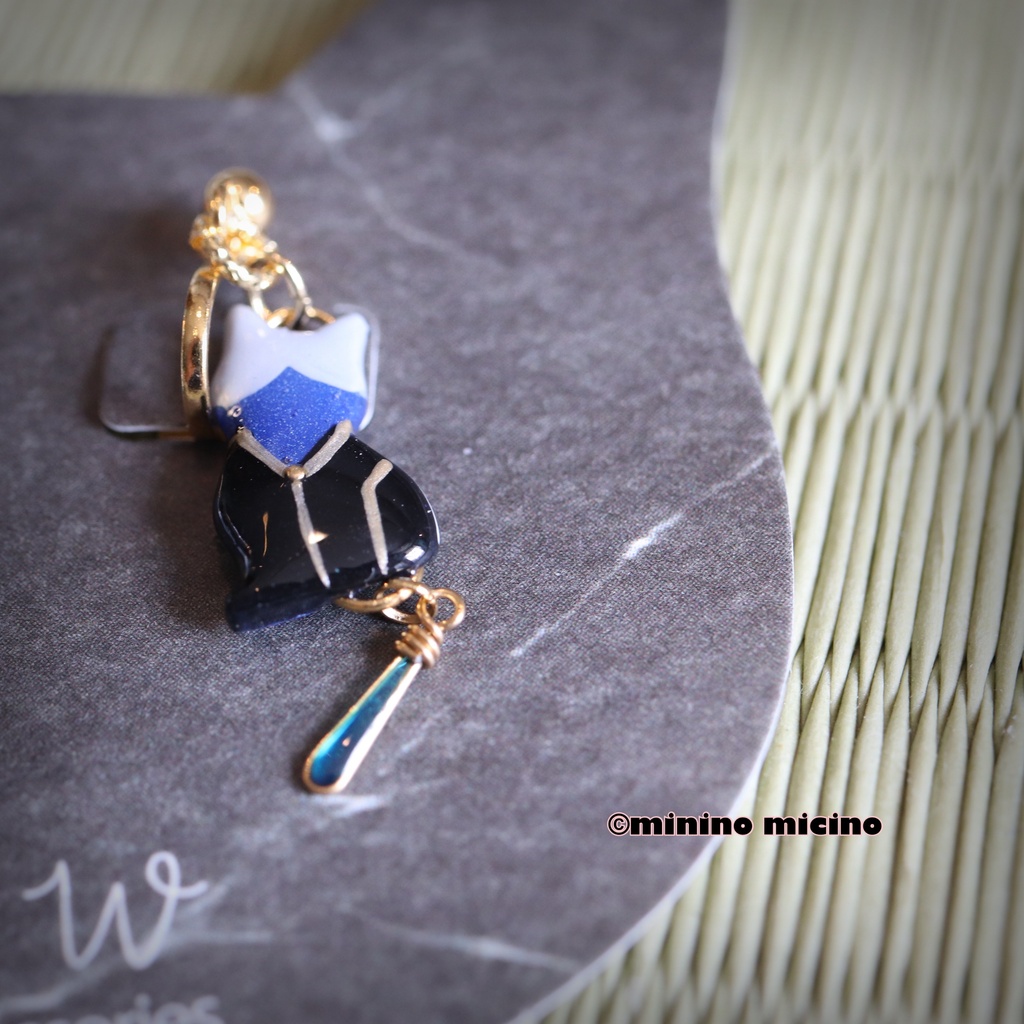 和風マイクロアートキャット アシメイヤリング&ピアス❀義