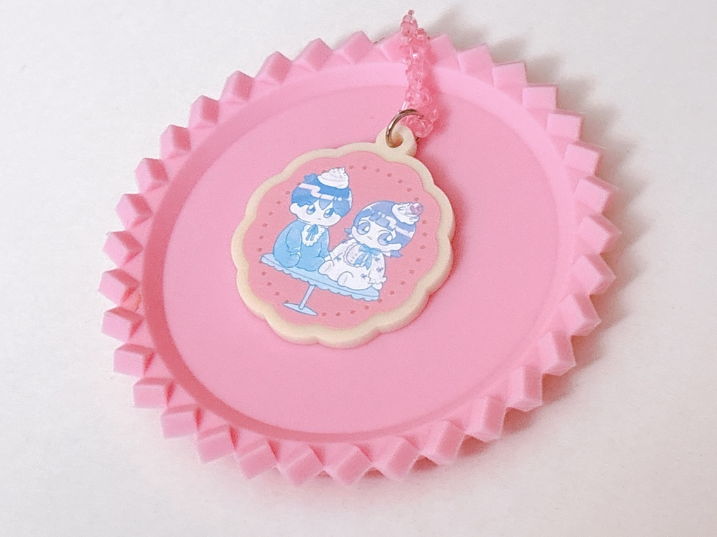 乳白カラーアクキー(いさばち)