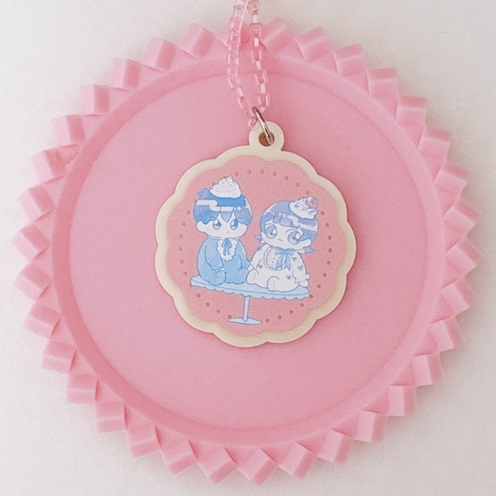 乳白カラーアクキー(いさばち)