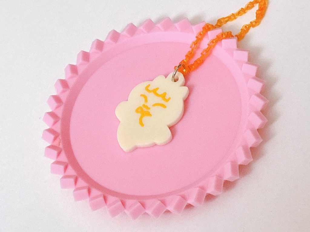 乳白カラーアクキー(ばちねこ)