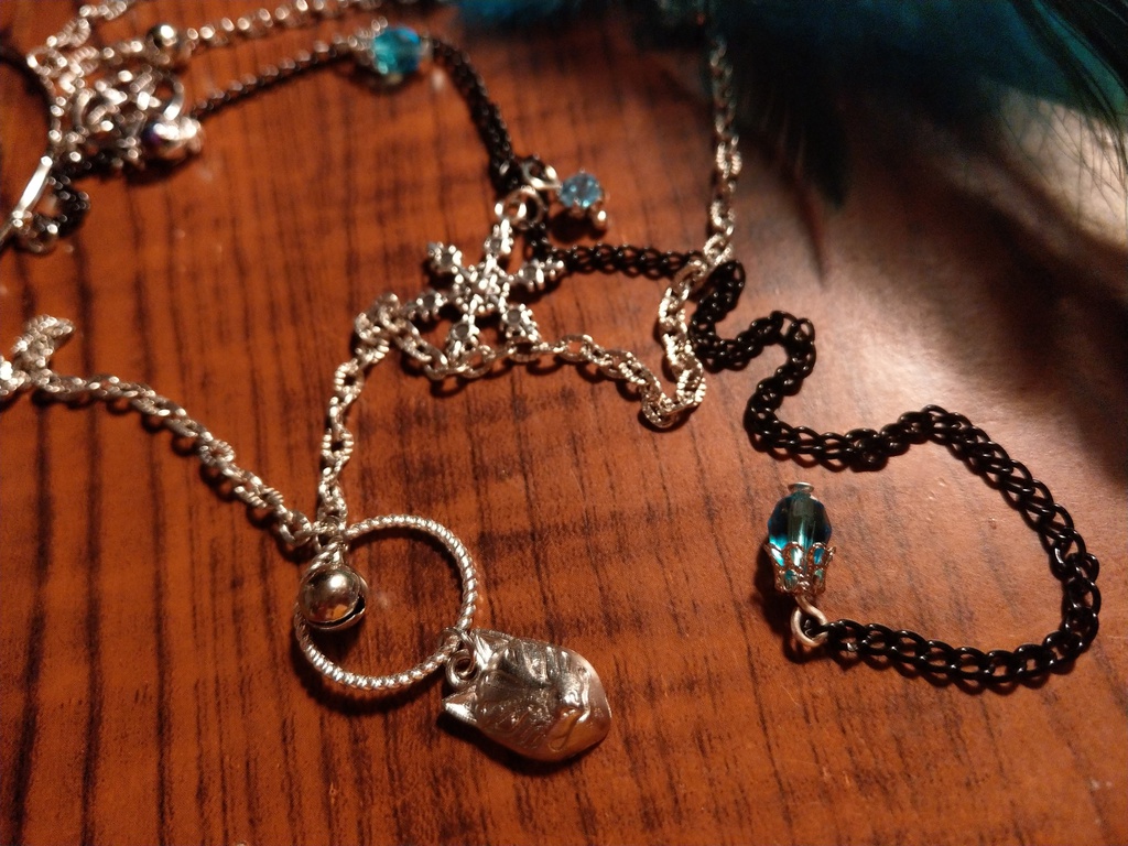 蒼炎の九尾とイヤーフック