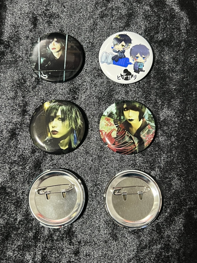 ランダム缶バッジ