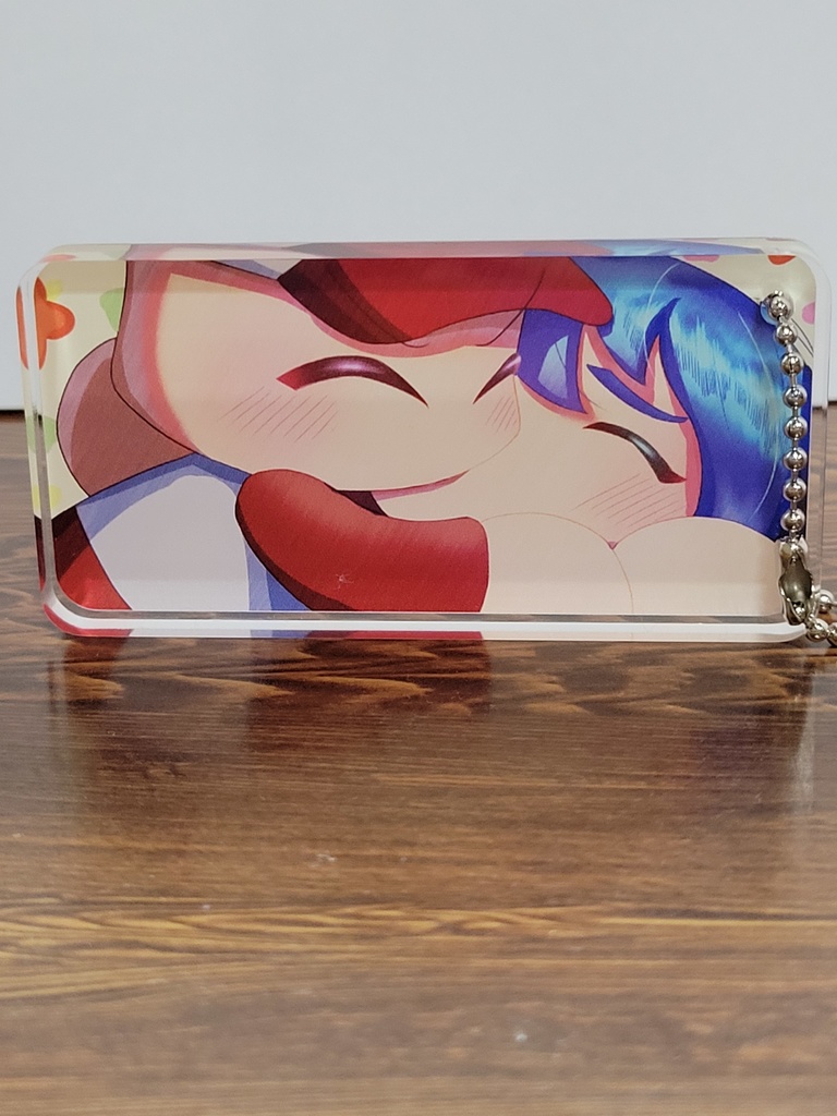 主スバアクリルドミノ（ボールチェーン付）
