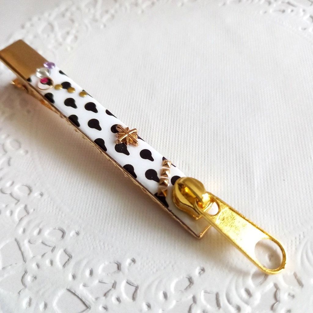 ブチャラティなヘアクリップ(送料込み)