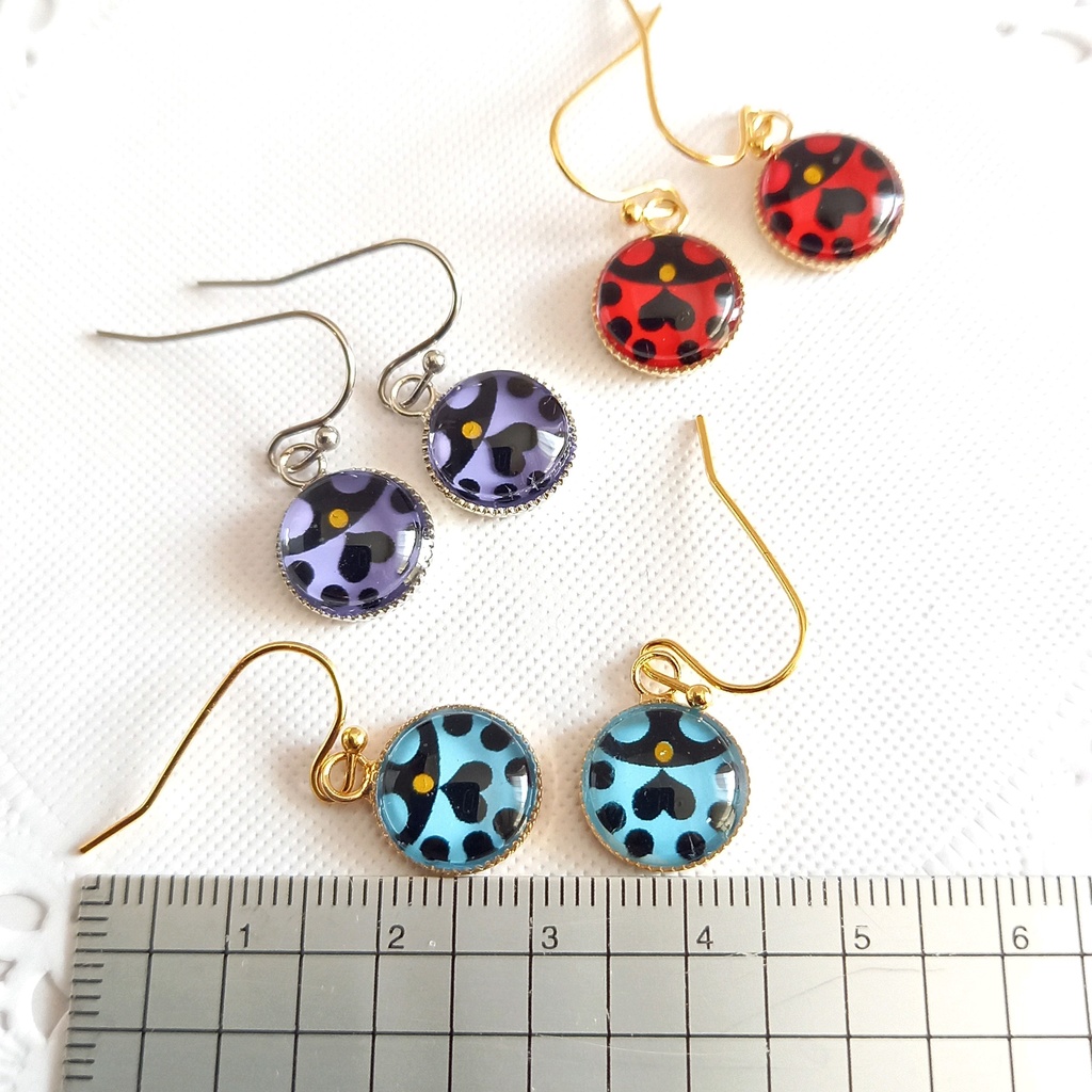 てんとう虫(赤色) ピアス イヤリング(送料込み)