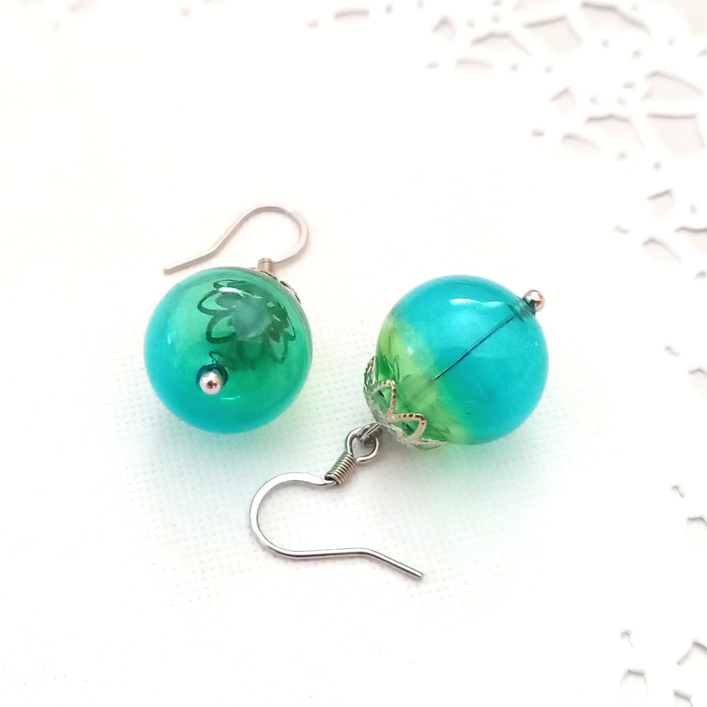 師団の良心 ガラスのピアス イヤリング (送料込み)