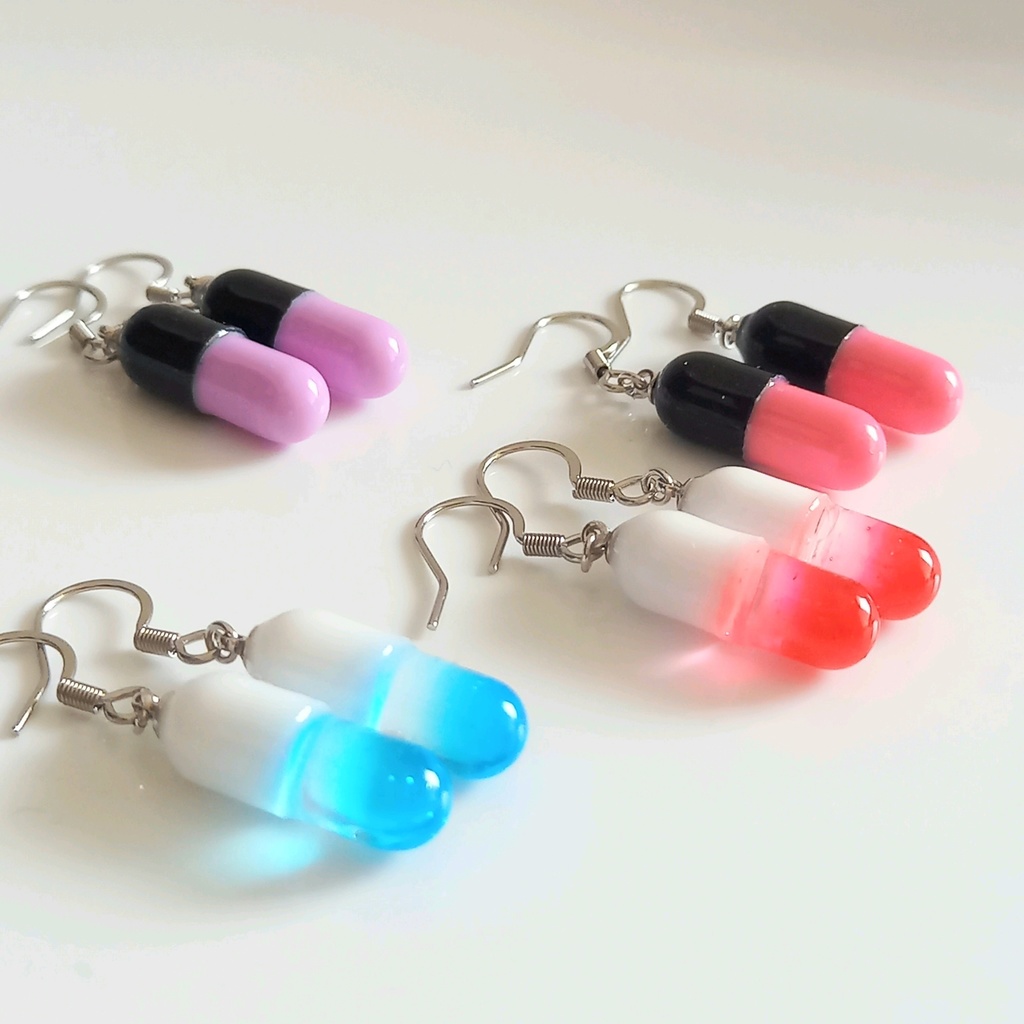 カプセル☆お薬 ピアス イヤリング