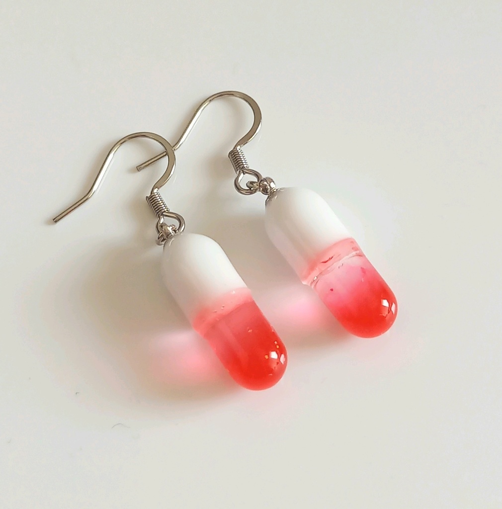 カプセル☆お薬 ピアス イヤリング