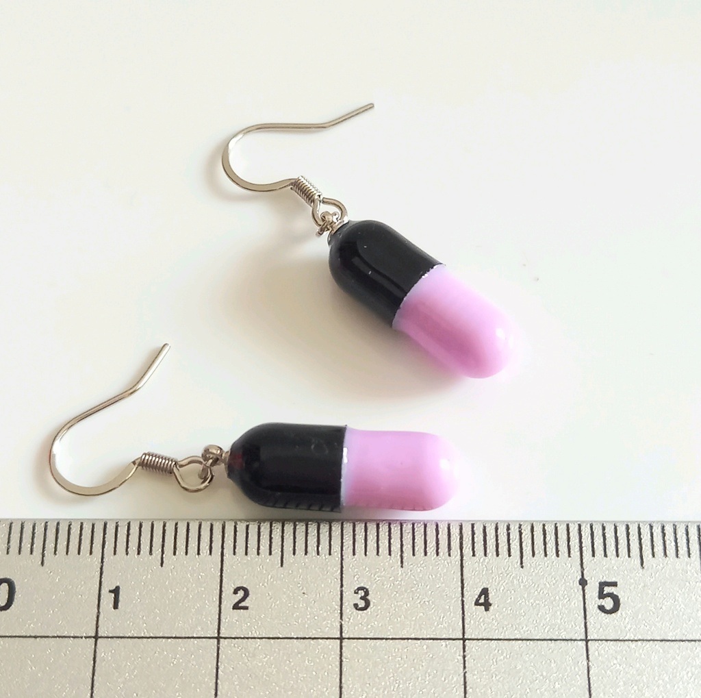 カプセル☆お薬 ピアス イヤリング