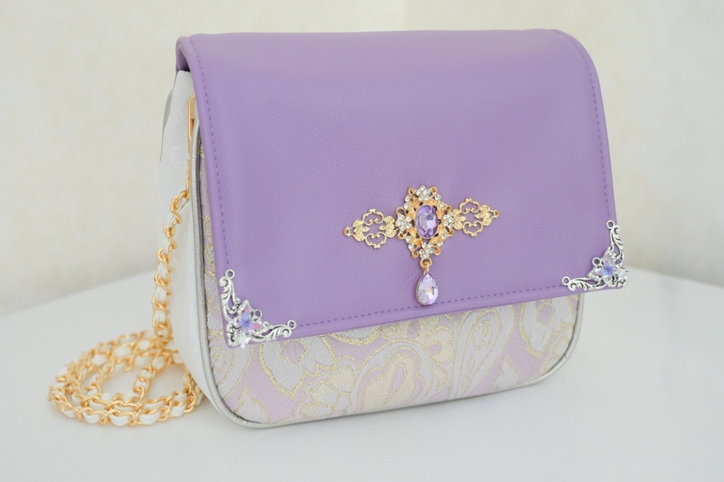 キャストリス　イメージポシェット