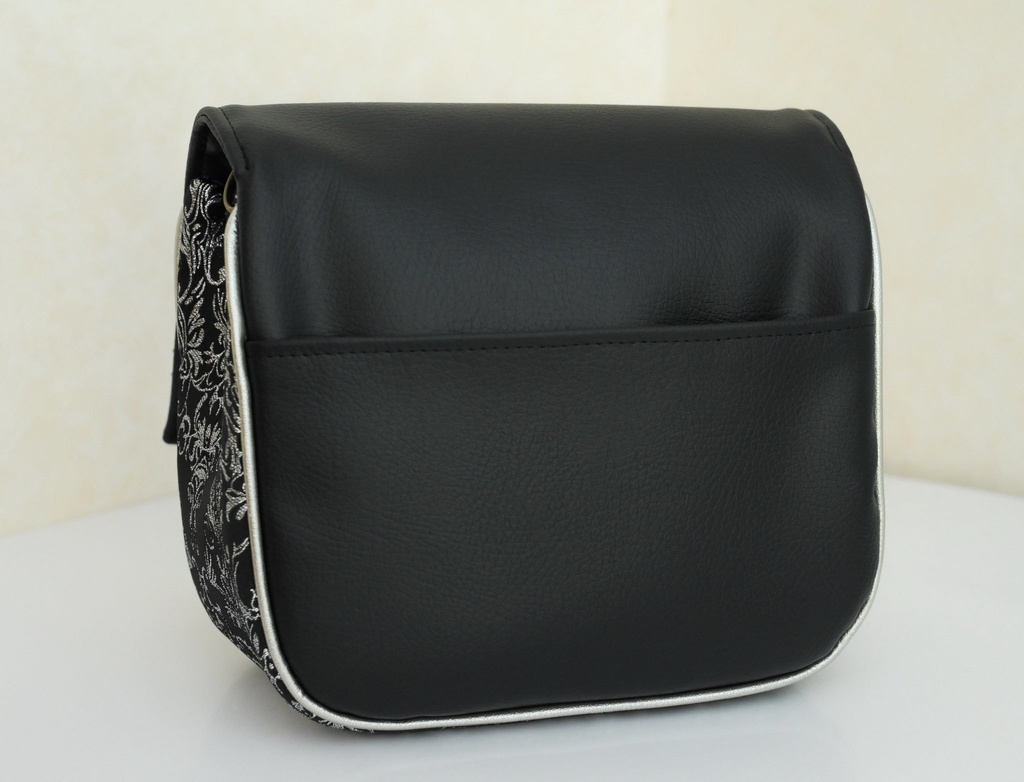 マダムヘルタ イメージポシェット