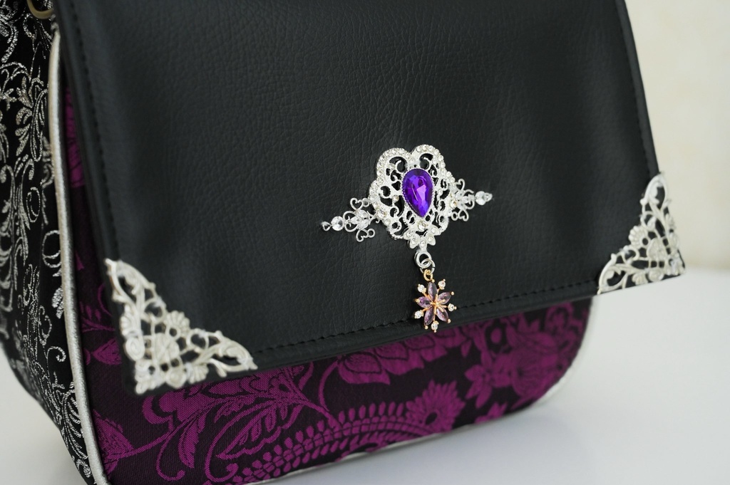 マダムヘルタ イメージポシェット