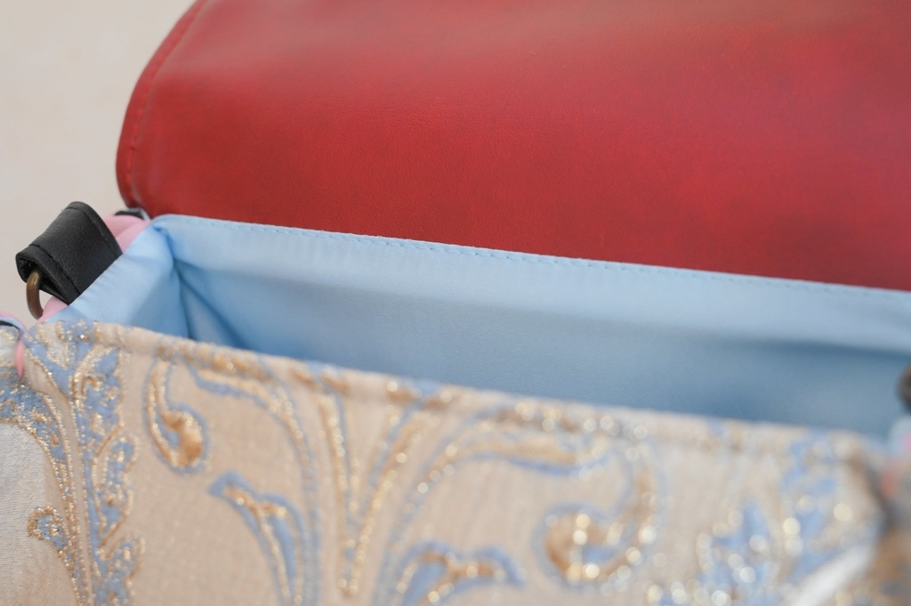 ヒアンシー イメージポシェット