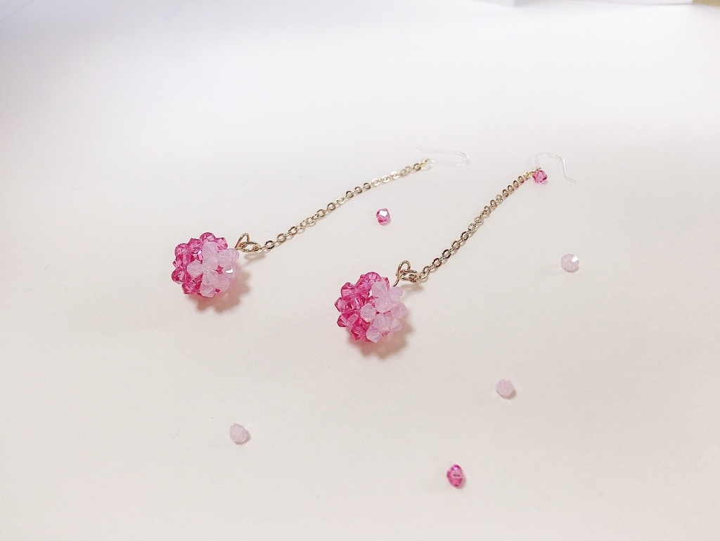 鬼滅の刃 竃門禰豆子 イヤリング