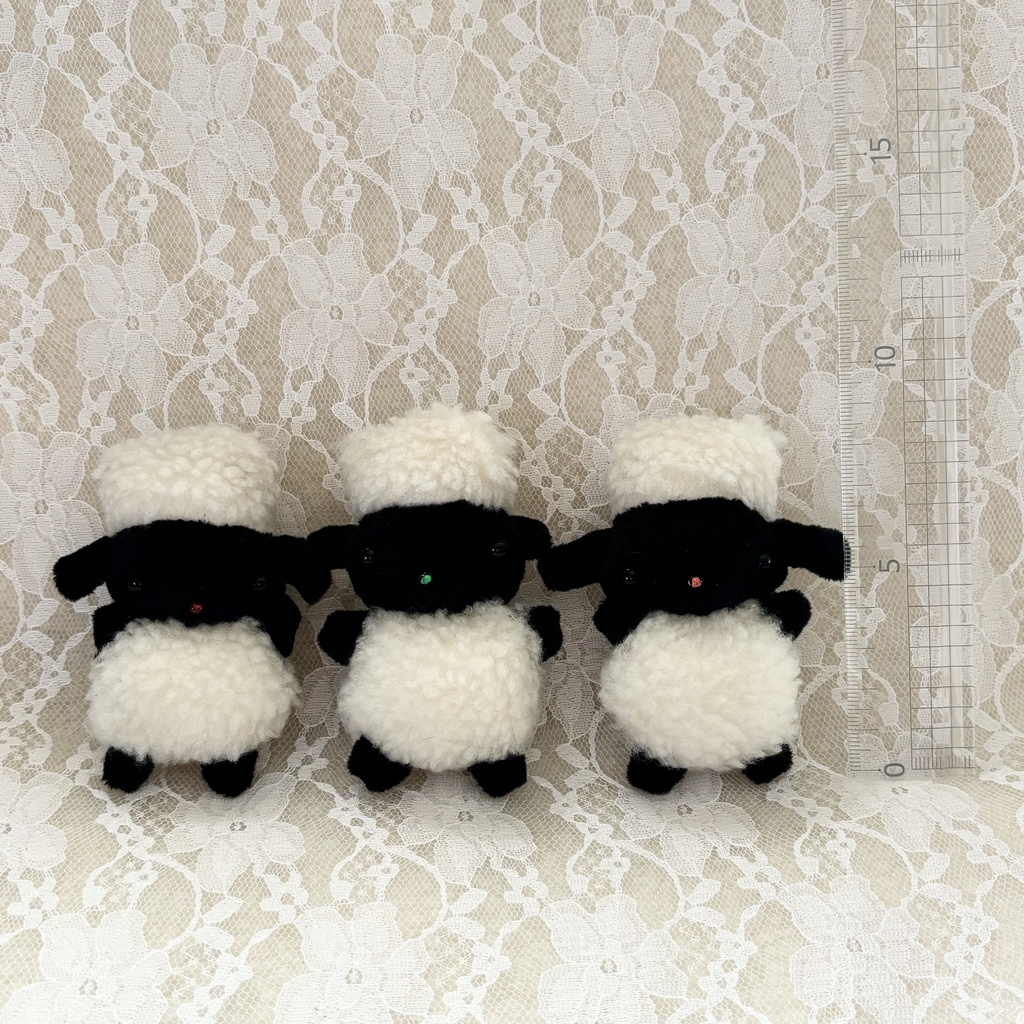 角刈り黒ひつじちゃん‼️(きみどり)