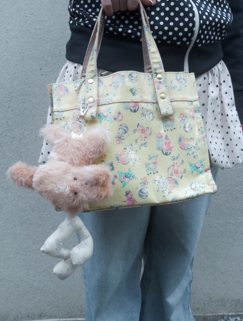 さかだちうささん🎵(白うさ×黒おんぷ)