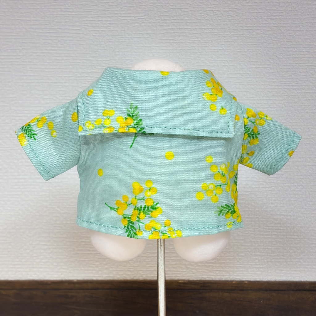 15cmぬいぐるみサイズ セーラーカラーシャツ ブルーグリーン地にミモザ 再販なし