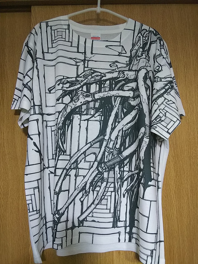 オーバープリントTシャツ「ダウン」
