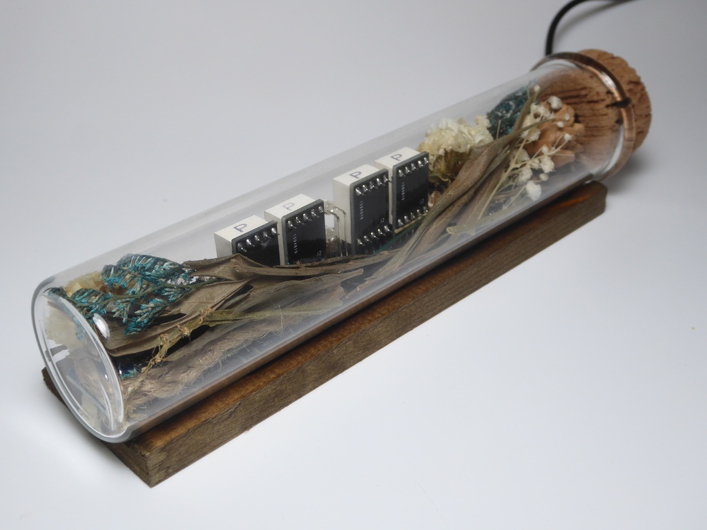 コルク瓶型デジタルLED時計(蒼)-CK05004-