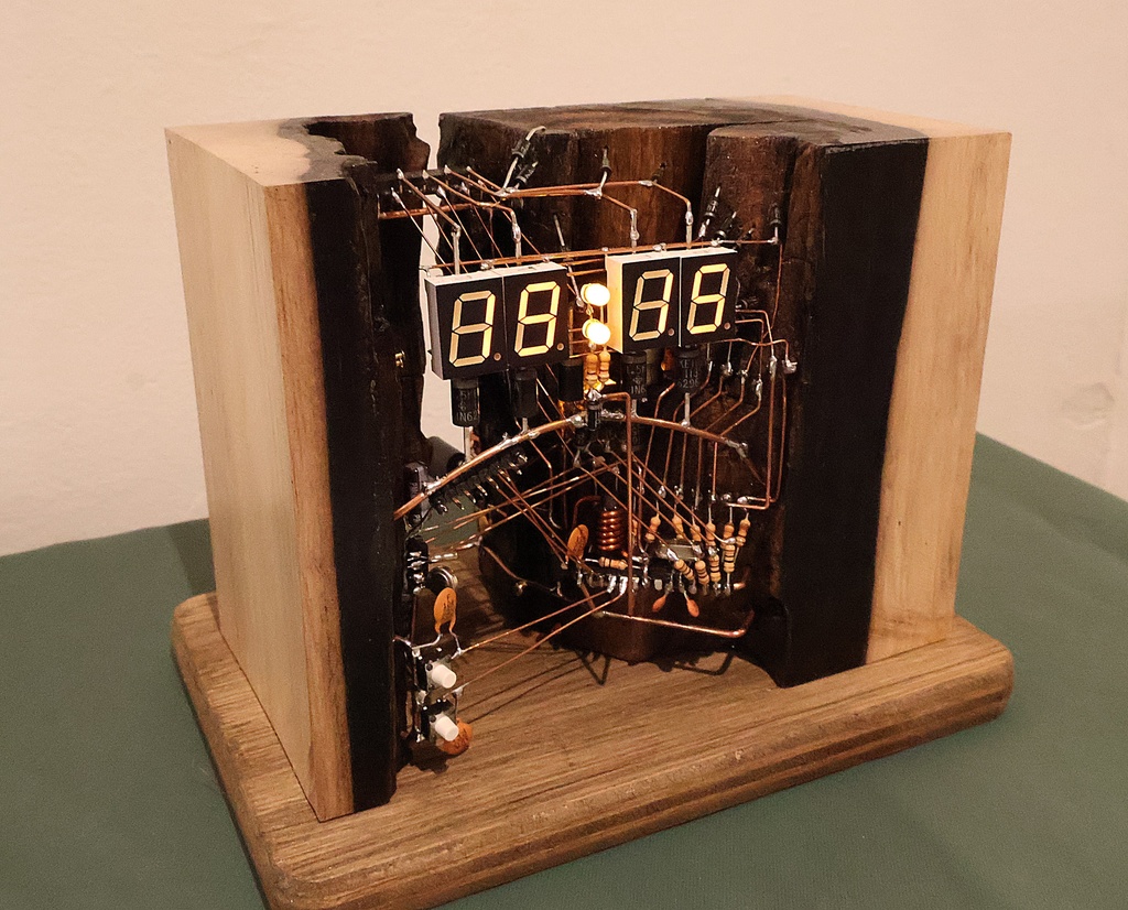 空中配線時計（黒柿鉱山）