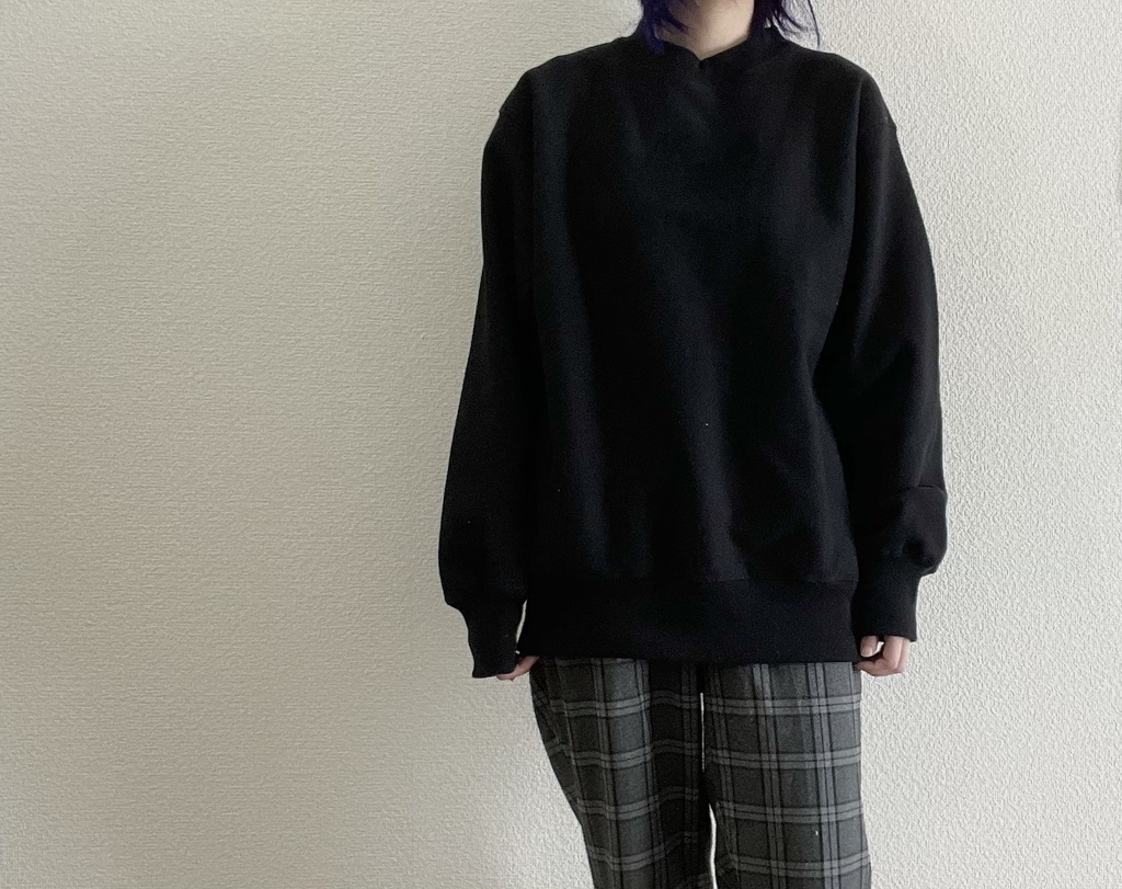 かくれんぼトレーナー