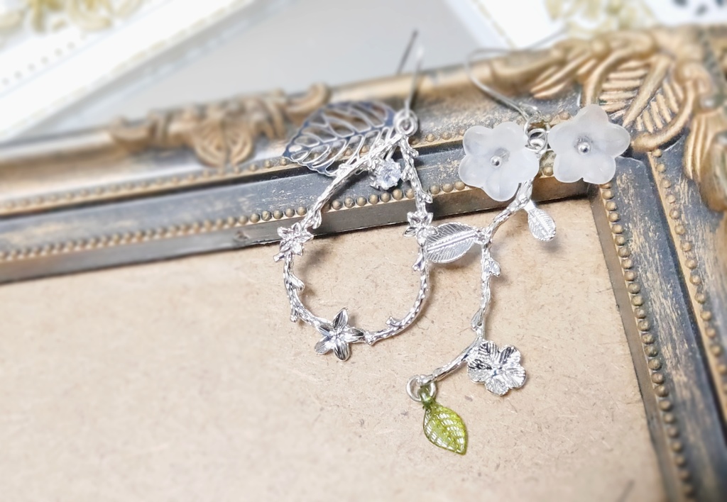 【7度目の再販！】ツイステッドワンダーランド　フェアリーガラ　ラギー　イメージ耳飾り