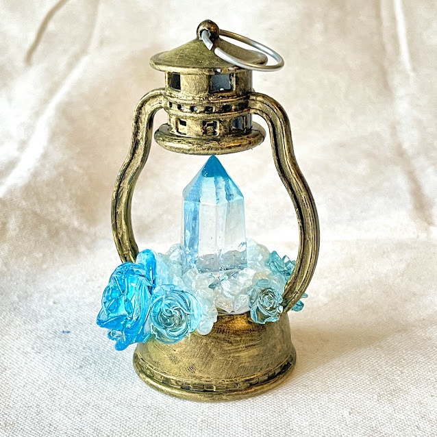 薔薇と水晶のランタン|幻想的ミニLEDライト