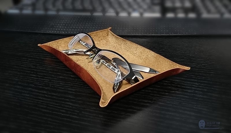 【展示のみ】革のトレー