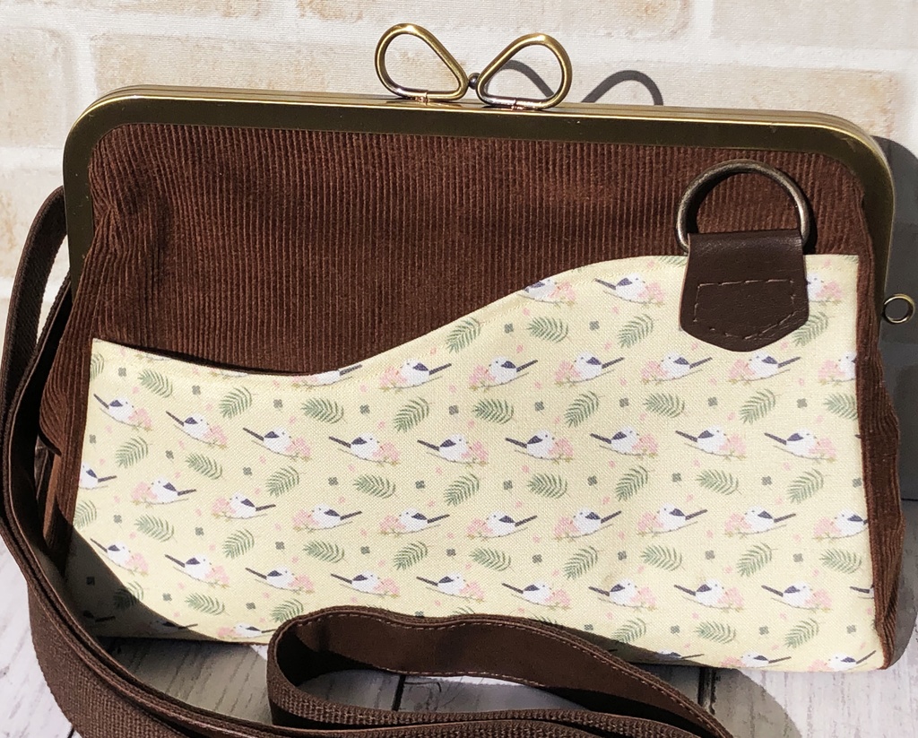 シマエナガ　がま口コンパクトショルダーバッグ