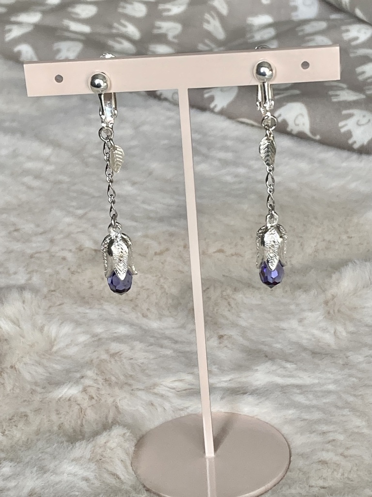 シルバーお茄子のイヤリング