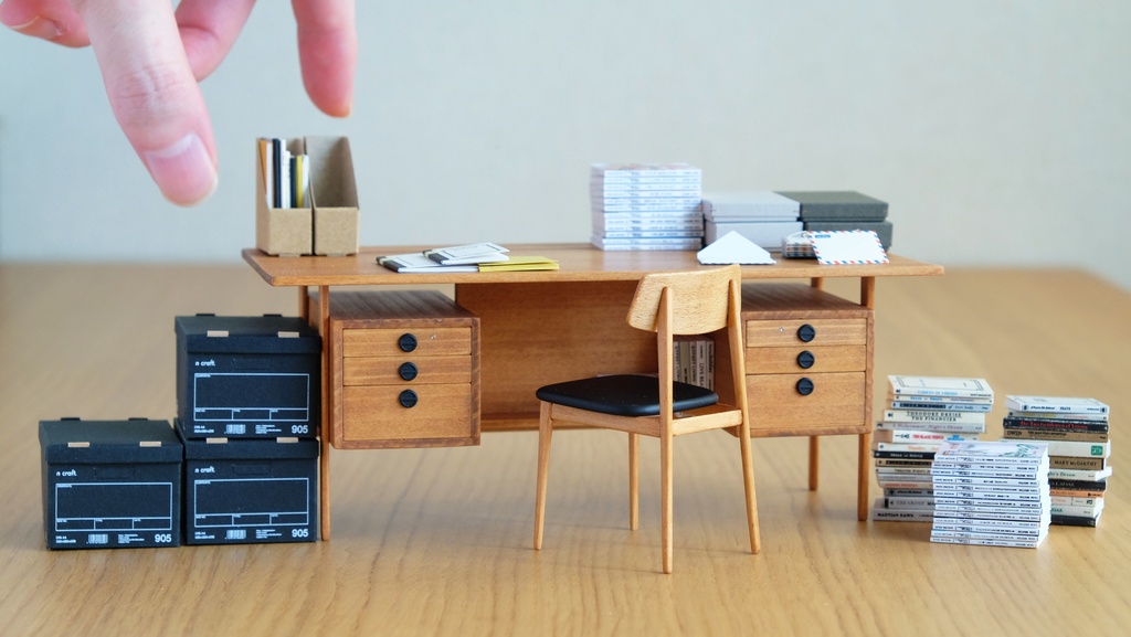 1/12 desk set