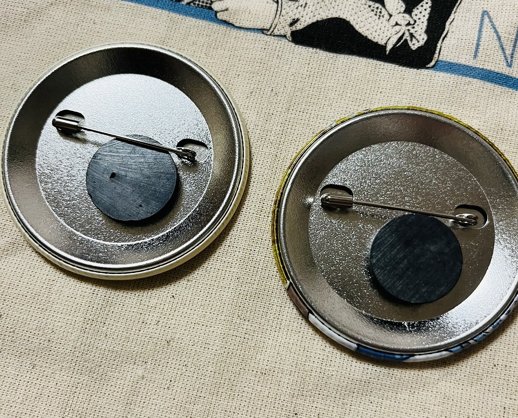 【非公式】C103 「ねるちゃん缶バッジ 」(2種)