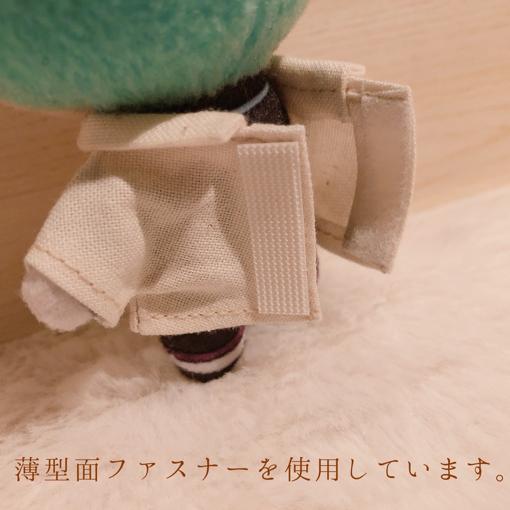 シンプル襟付きシャツ