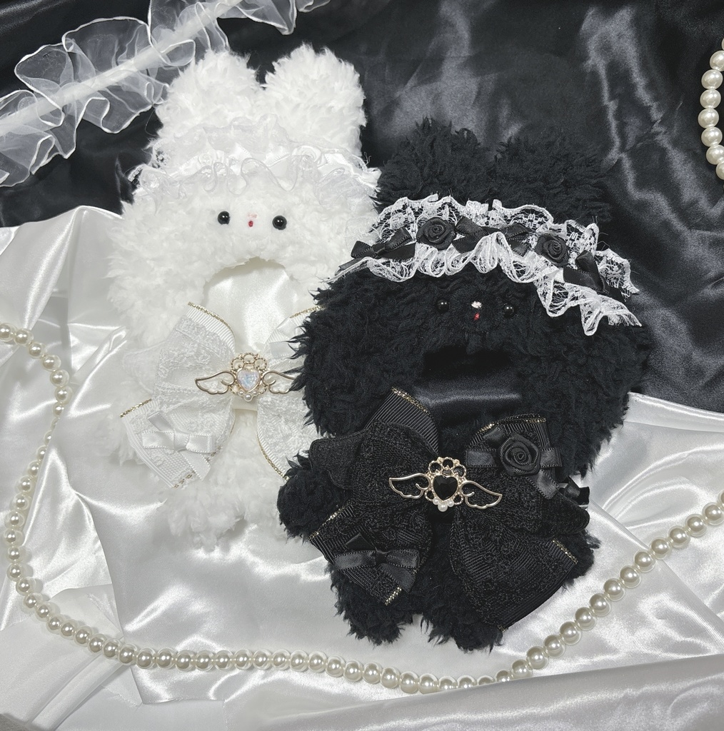 ハロウィンイメージ　ぬい服　着ぐるみ　うさぎさん　ナース　天使と悪魔