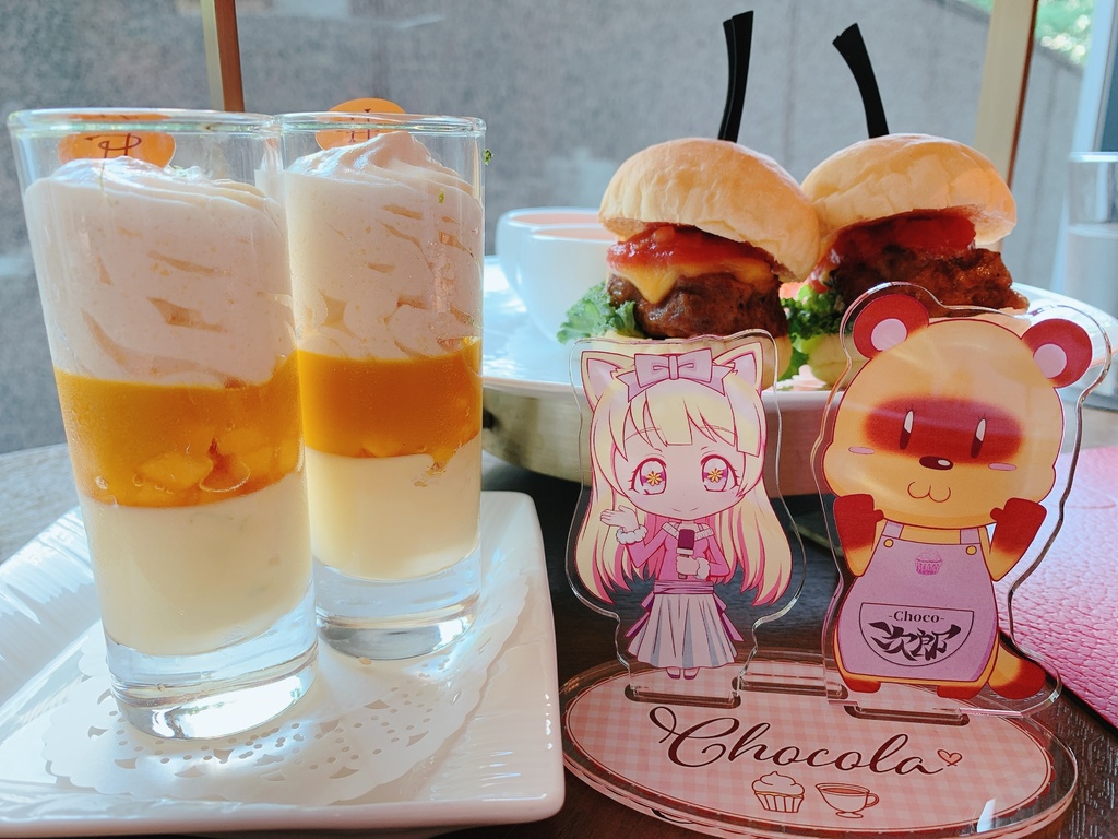 アクリルフィギュア【秘書ショコラお天気お姉さんver.とショコ次郎】