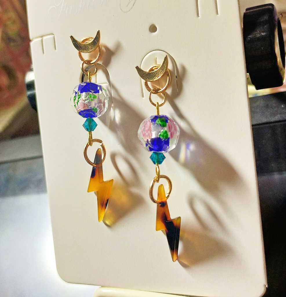 伊達政宗 イメージ 月夜の和風 ピアス