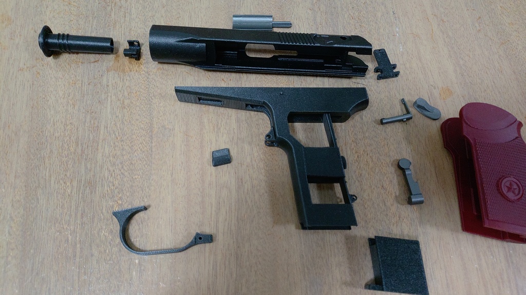 TM製LCPガスガンをマカロフにする外装キット