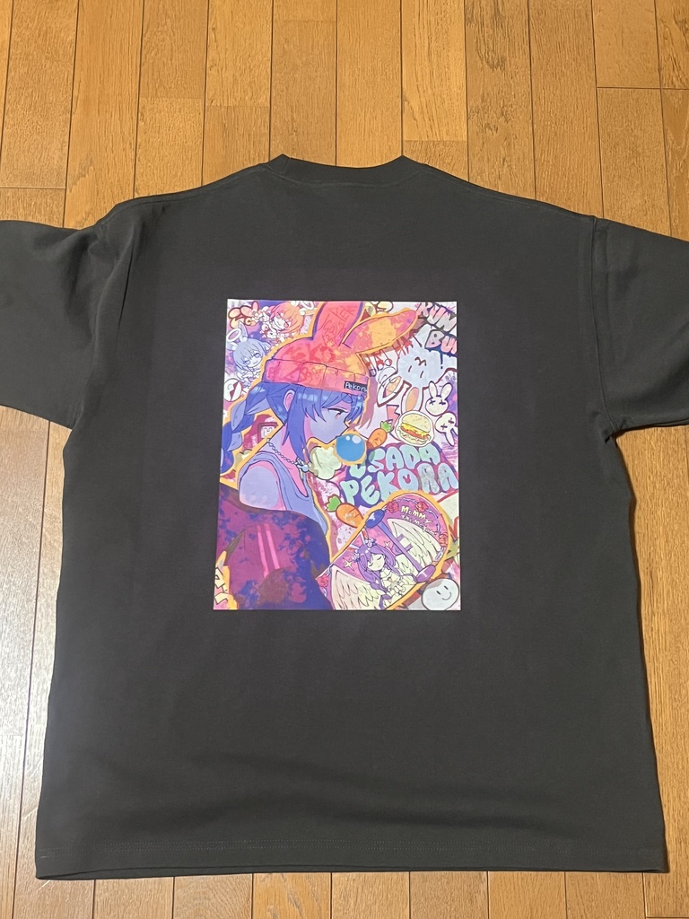 ストリート系ぺこらTシャツ
