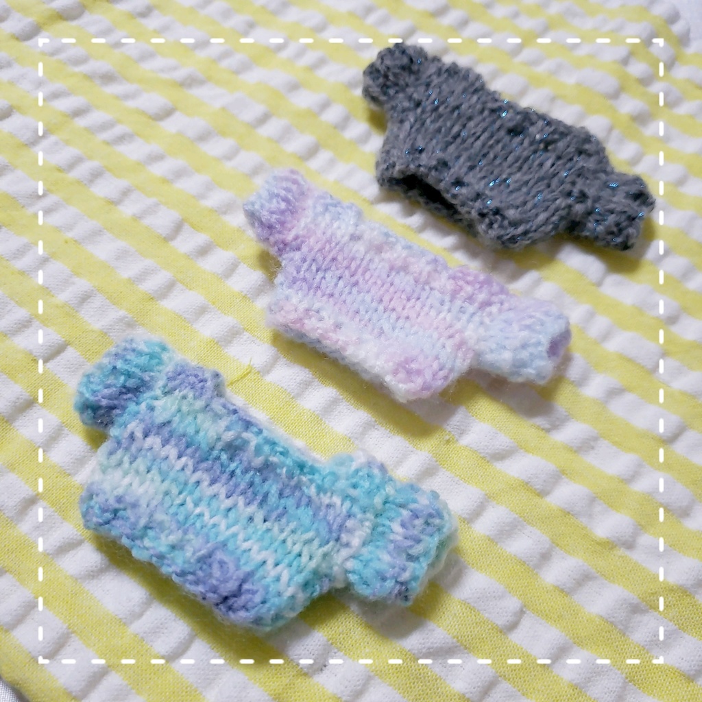 ぬい服【手編みセーター】