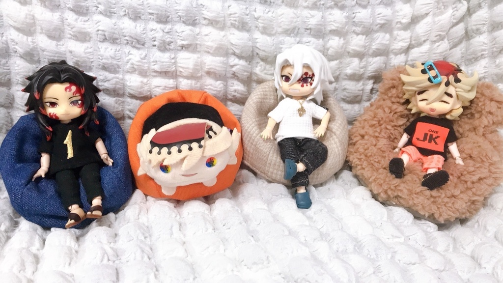 クッションソファ