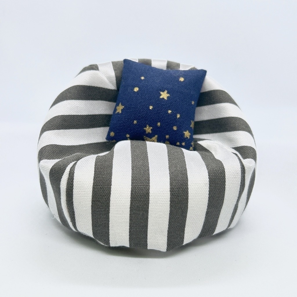 クッションソファ